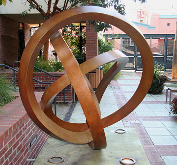 “Brutus” in Berkeley - sculpture by Roger Berry -  	  Photo credit - Stuart Fishman