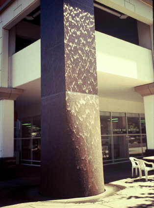 "Waterwall" in Sacramento - Sculpture by Roger Berry